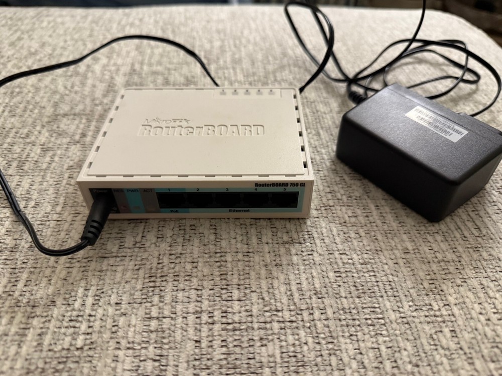 Mikrotik 750GL