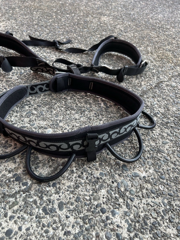 Mammot Focus Rock Climbing Harness Size S