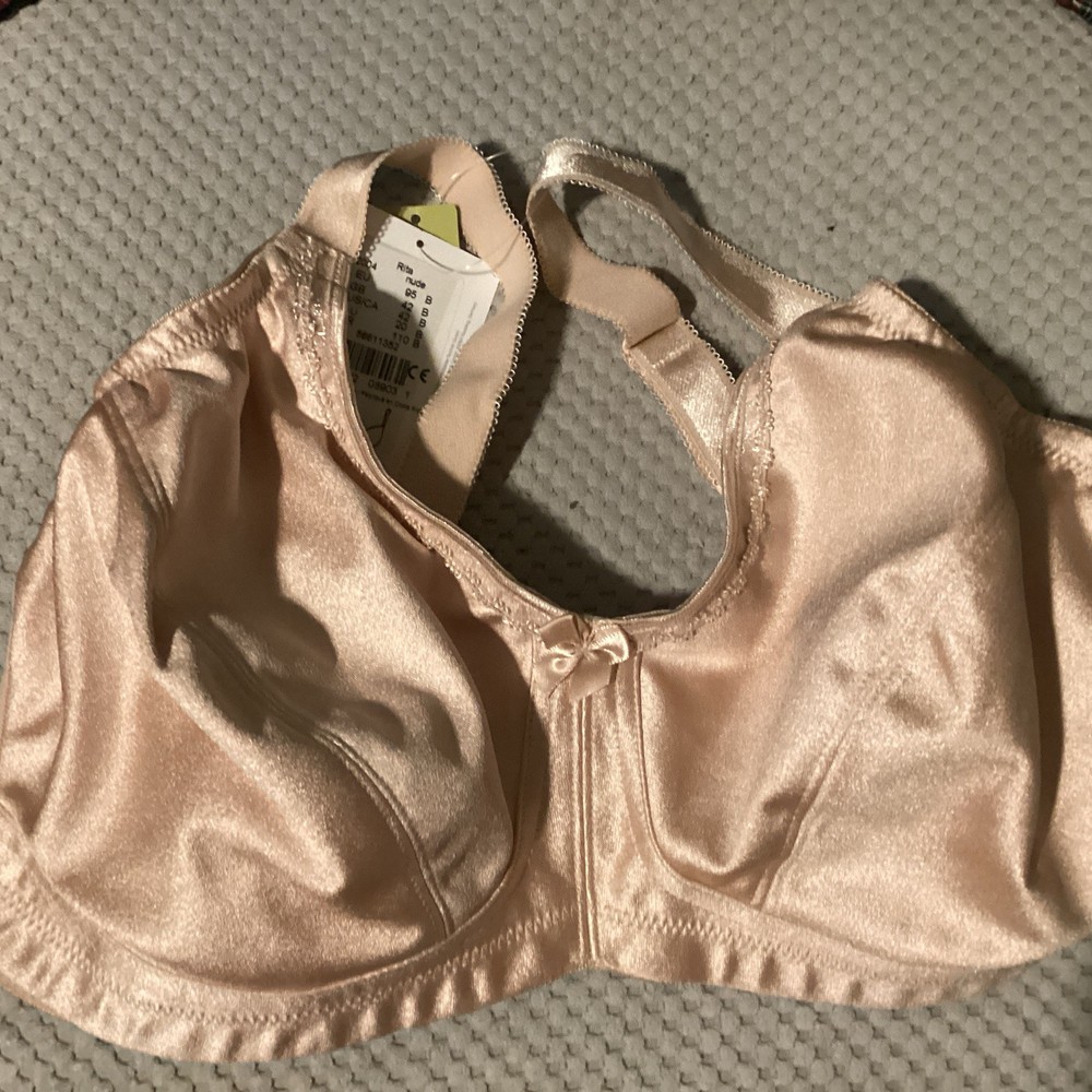 Amoena 42 B Rita Soft Cup Bra 2004 NUDE