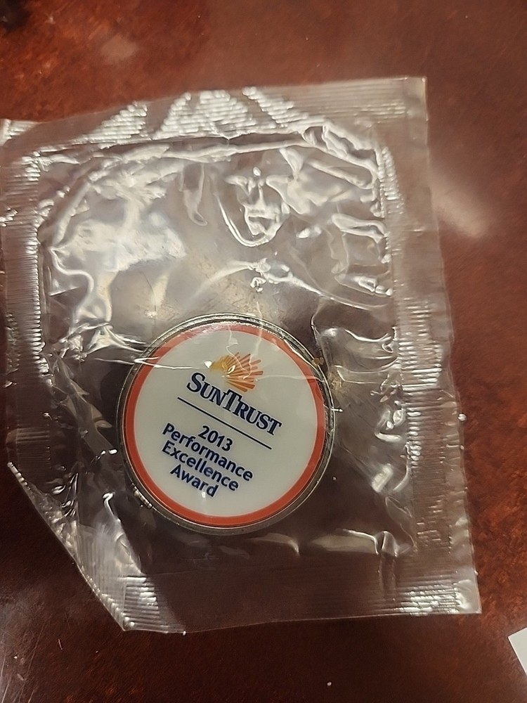 SUNTRUST performance Excellence Award Medallion