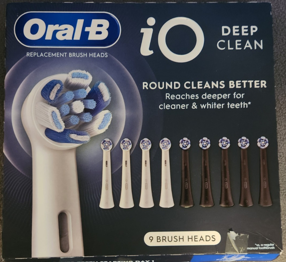 Oral-B iO Deep Clean Replacement Toothbrush Head, 9-count