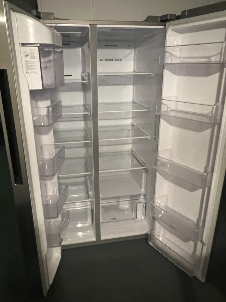 Samsung RS28A500ASR 28 cu. ft. Side-by-Side Refrigerator