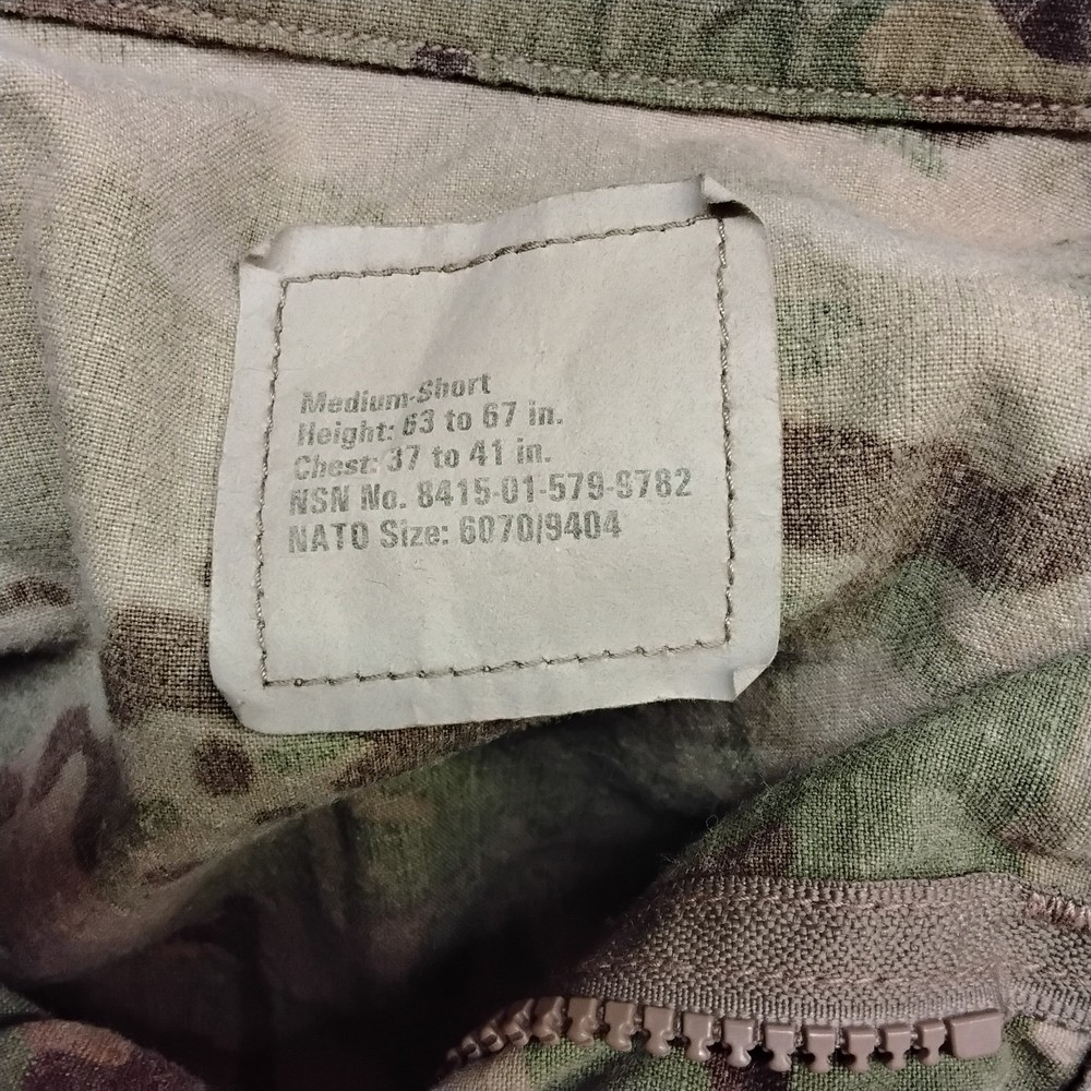 US OCP FRACU Combat Uniform Set – Flame Resistant Jacket & Pants Medium-Short