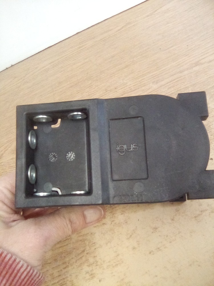 Igus 3900-10 Cable Carrier Link