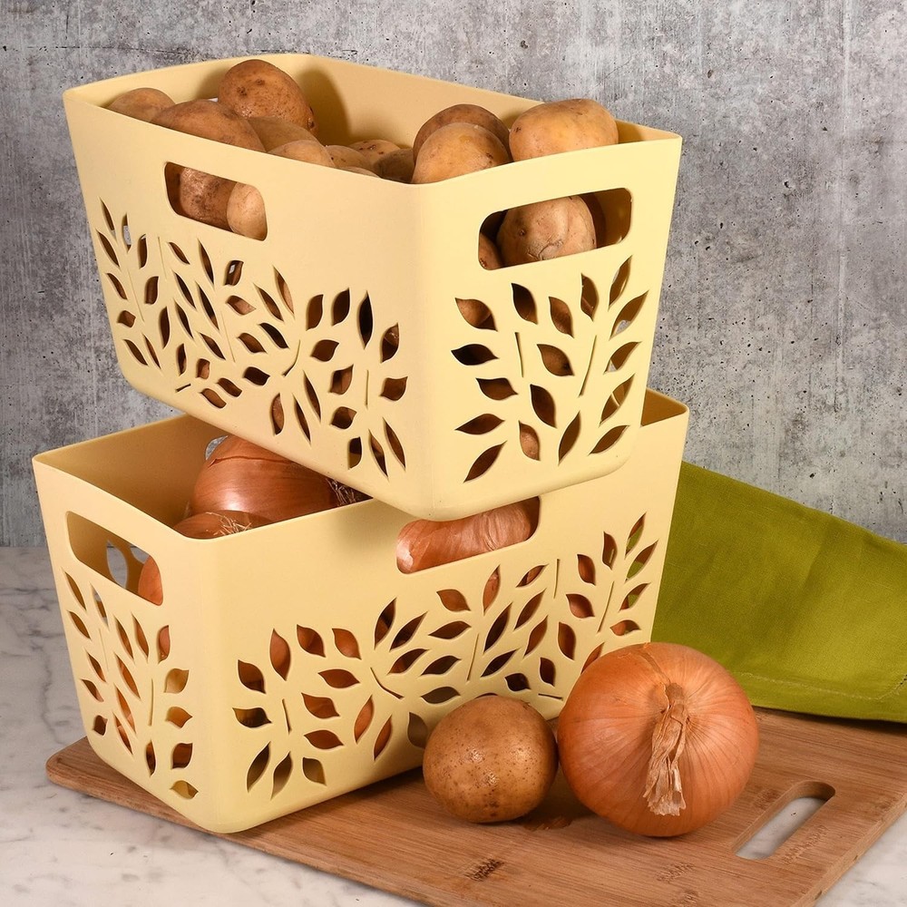 Hutzler Pantry Basket
