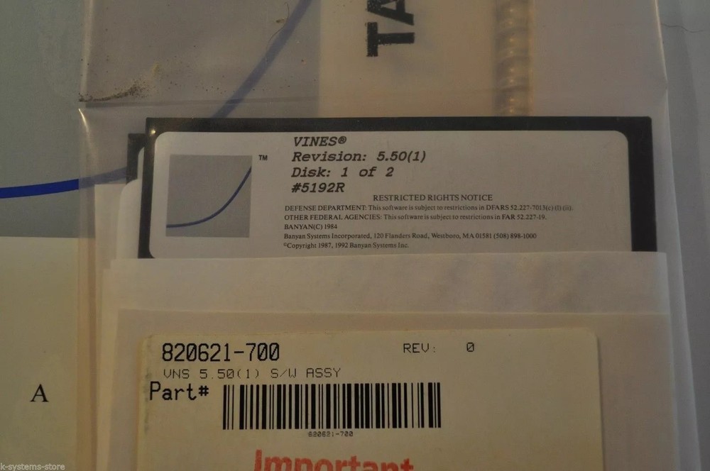 Banyan Vines, Computer Network Operating System Vers. 5.5, COMPLETE SET, NEW !