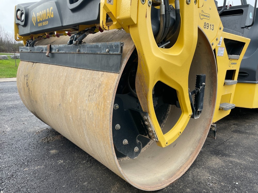 2019 Bomag BW206AD 84" Double Drum Roller
