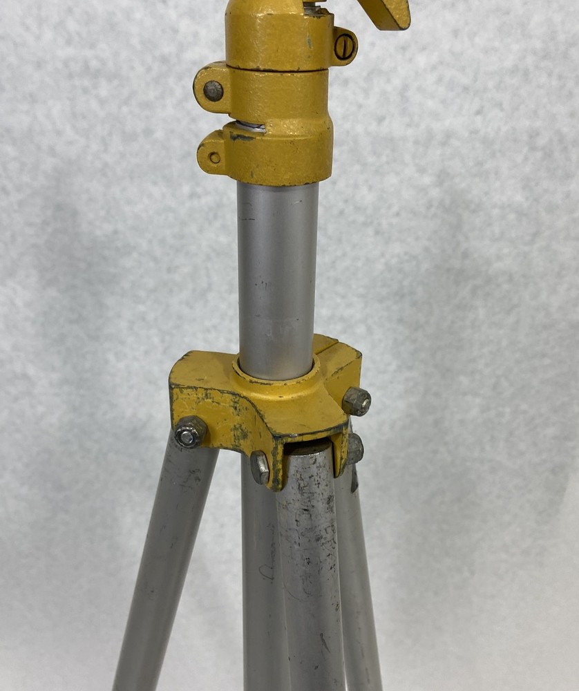 Lowel 8-ft. Photo Studio Light Stand Tripod Riser