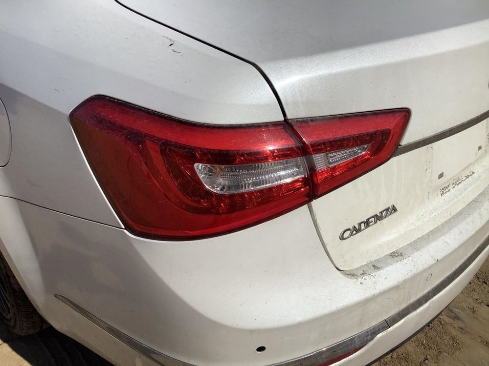 Fuse Box Engine Rain Sensor With Surround View Fits 15-16 CADENZA 4967982