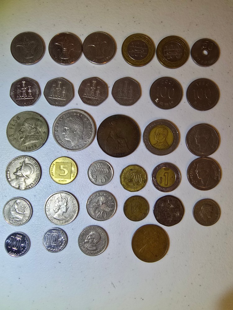 Foreign Coins Lot