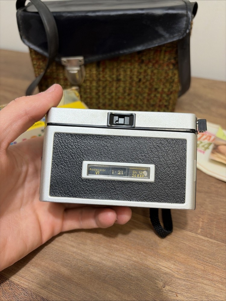 Vintage Kodak Instamatic 134 Camera UNTESTED