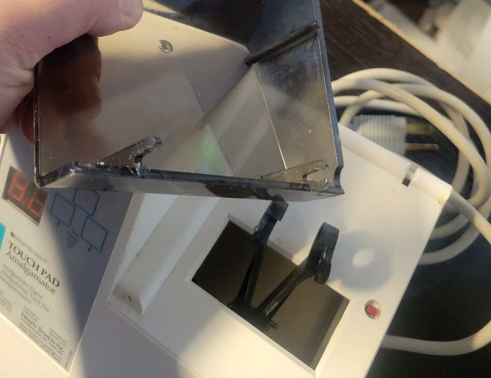Henry Schein Touch Pad Amalgamator TP-103