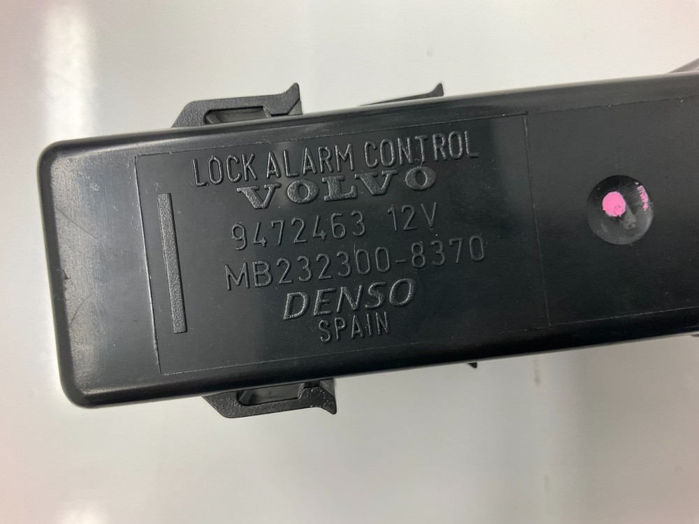 98-04 Volvo C70 Lock Alarm Control Module 9472463