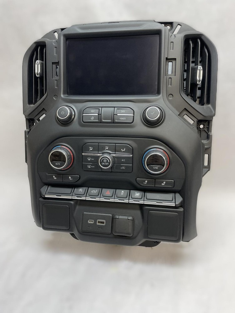 2019 CHEVY SILVERADO RADIO CONTROL PANEL w/DISPLAY CLIMATE CONTROL 84569064