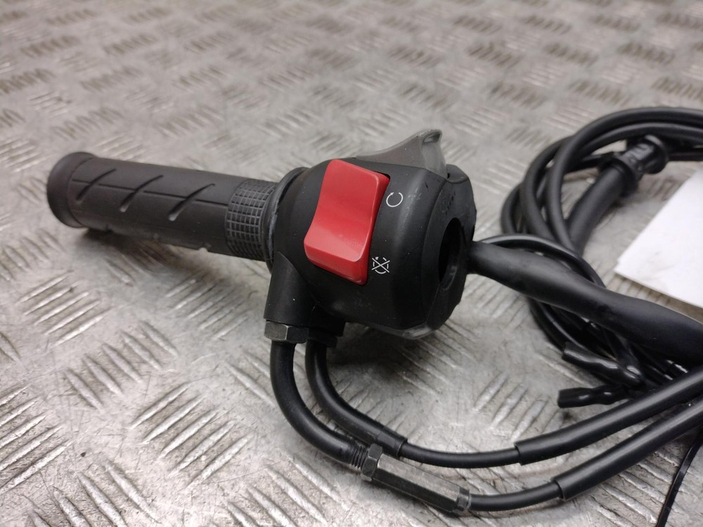 2014 HONDA VFR 800X CROSSRUNNER Right Hand Switch Gear