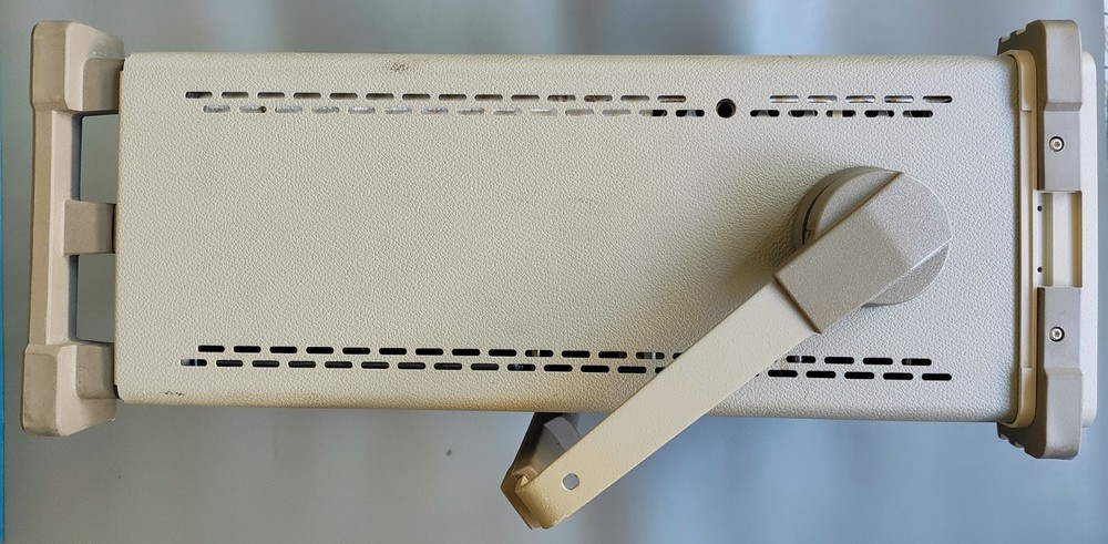 HP 8594E Spectrum Analyzer