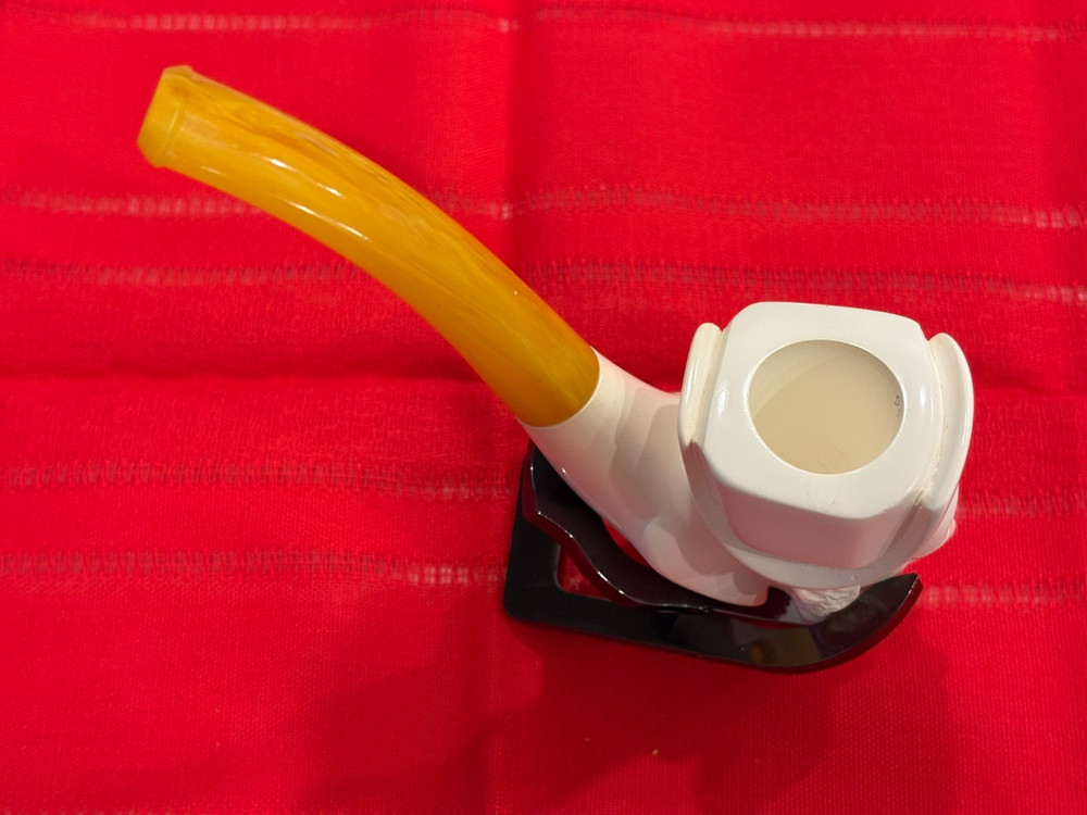 MEERSHAUM PIPE SMOKING MAN NEW