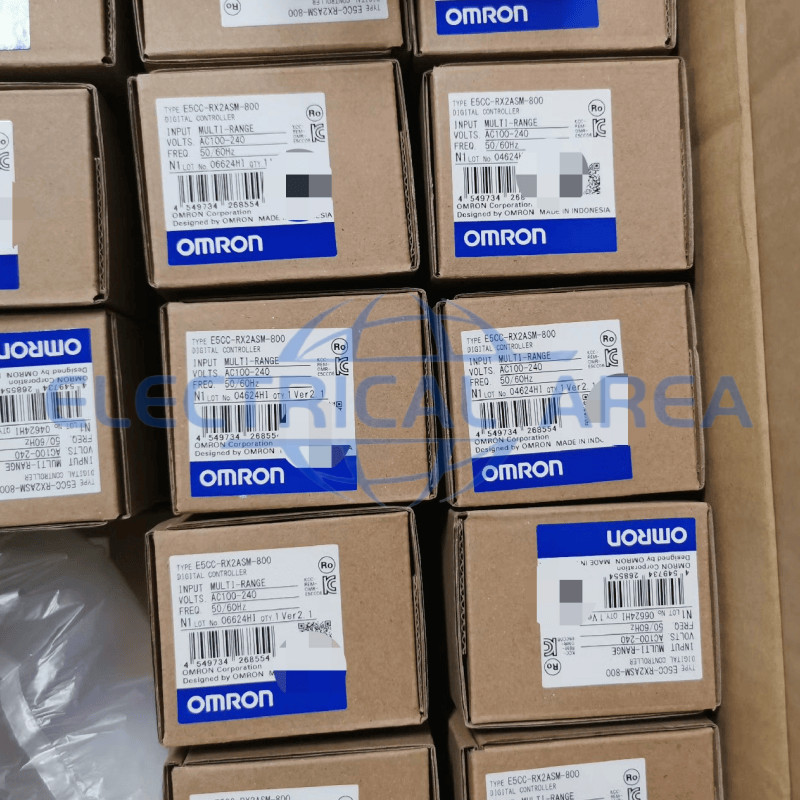 1PC Omron New E5CC-CX2DSM-800 Temperature Controller Fast delivery E5CCCX2DSM800