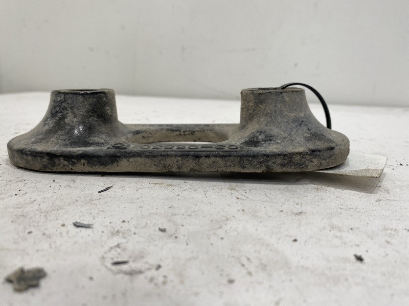 2013 Peterbilt 388 Torque Rod Bracket 0306830 (338-10347)