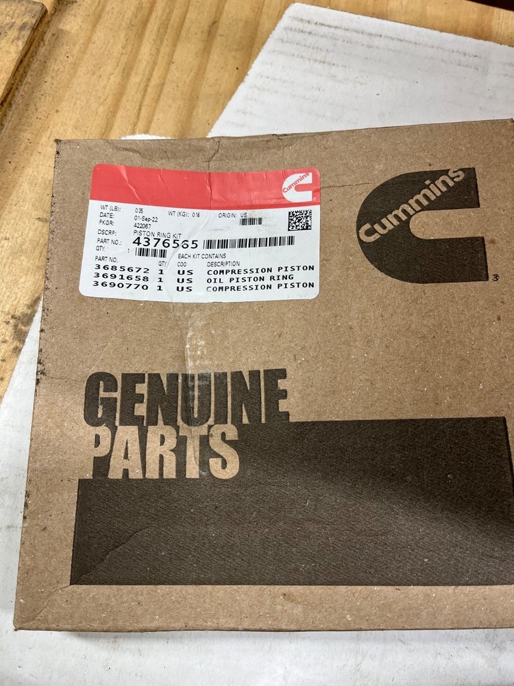 Genuine Cummins ISX15 Engine Piston Kit 4376567