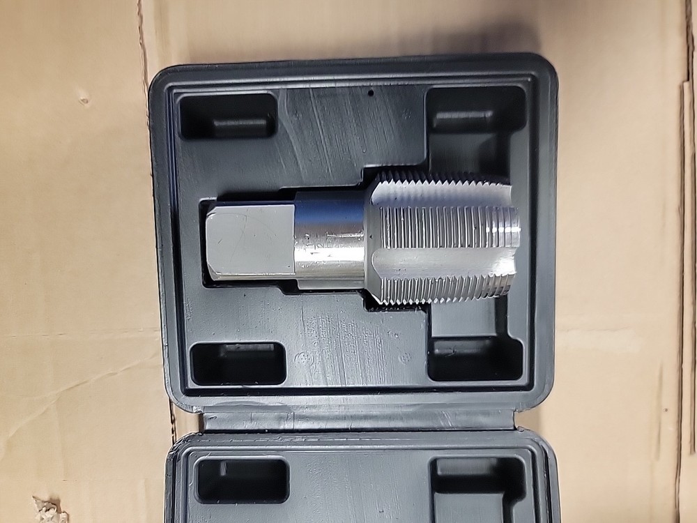 Dkibbith Ntp Pipe Tap Set Size 1-½ Inch (38mm)