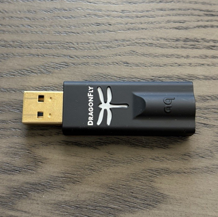 AudioQuest DAC DragonFly Black v1.5 USB Headphone Adapter