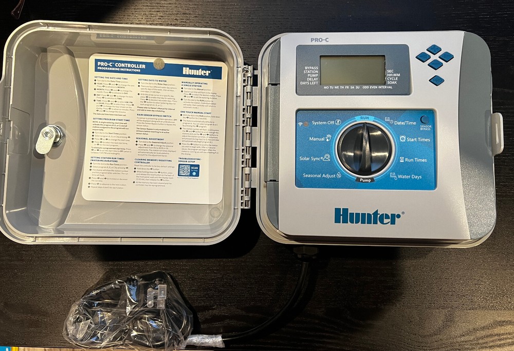 Hunter Pro-C Model 10032800 Sprinkler Controller Timer with 13 stations