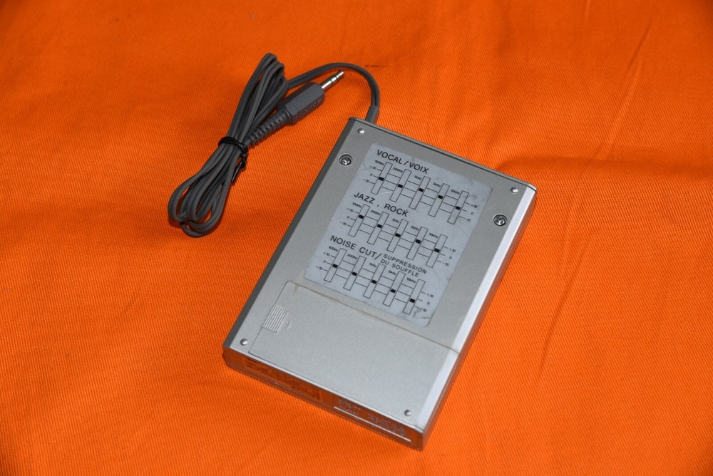 Sony Seq-50 Walkman EQ Stereo Graphic Equalizer