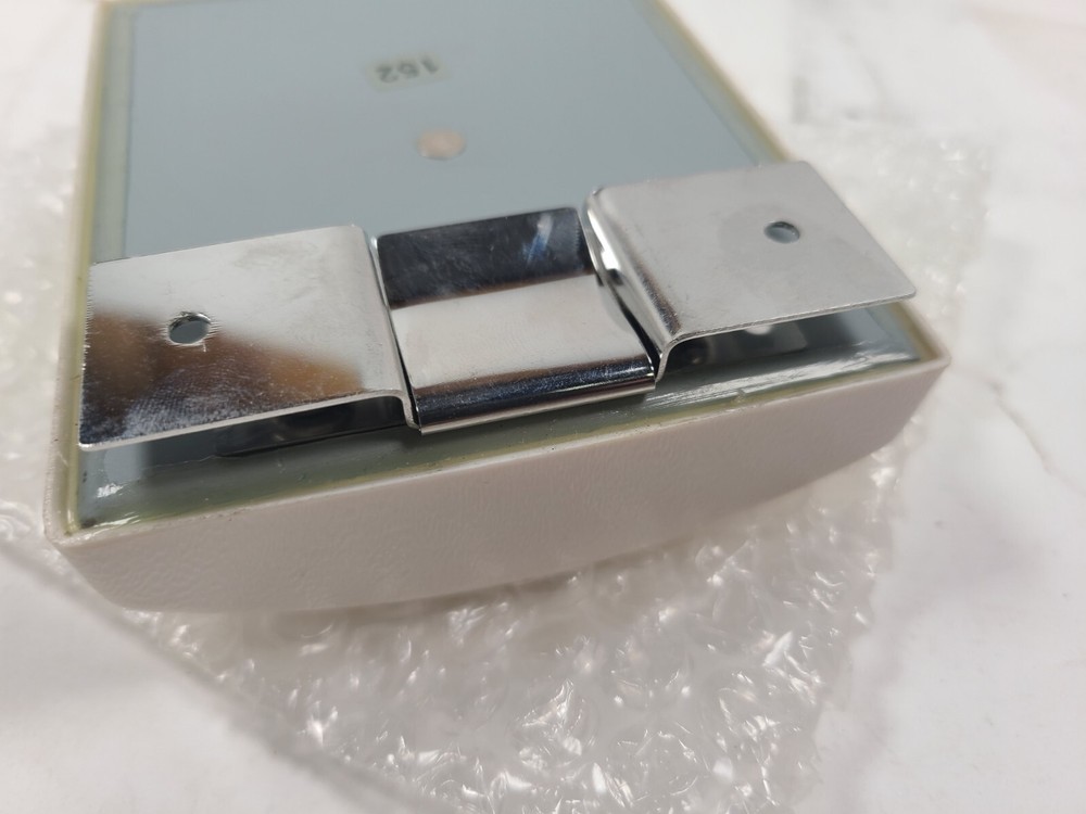 Dakota Micro_WA8P_WHITE_Panel Mount Directional Antenna_8DBI