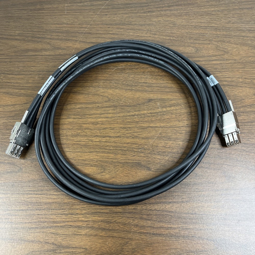 Cisco 3850 Series Ethernet Switch 3M StackWise Cable STACK-T1-3M