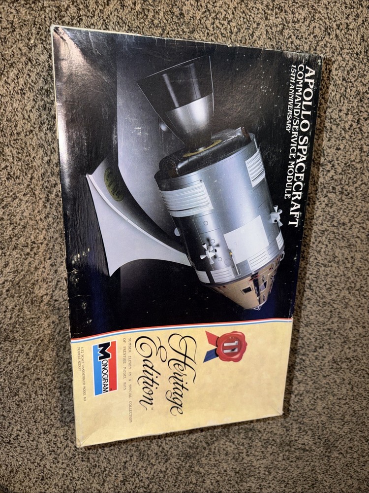 Monogram 1:32 Heritage Edition Apollo Spacecraft Command Service Module
