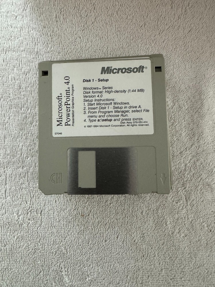 Microsoft PowerPoint 4.0 - 12 Floppy Disk Set!!!!