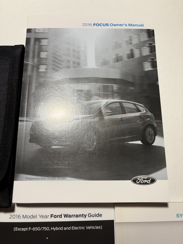 2016 Ford Focus Owners Manual OEM Complete Set