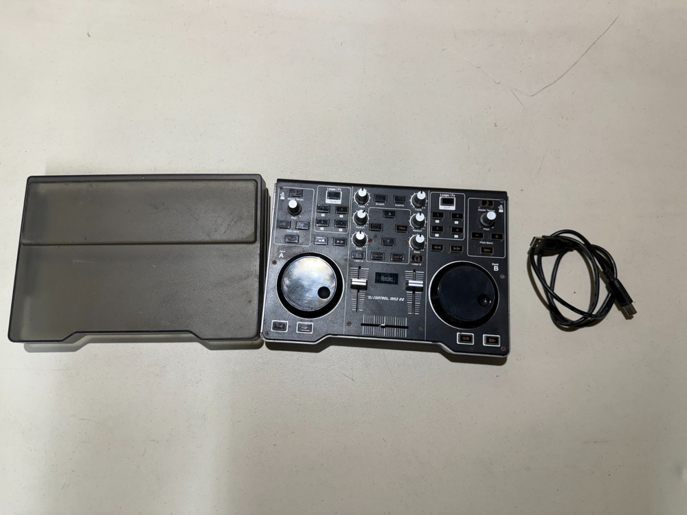 Hercules DJ Control MP3 E2 DJ USB Powered Controller - Tested Works