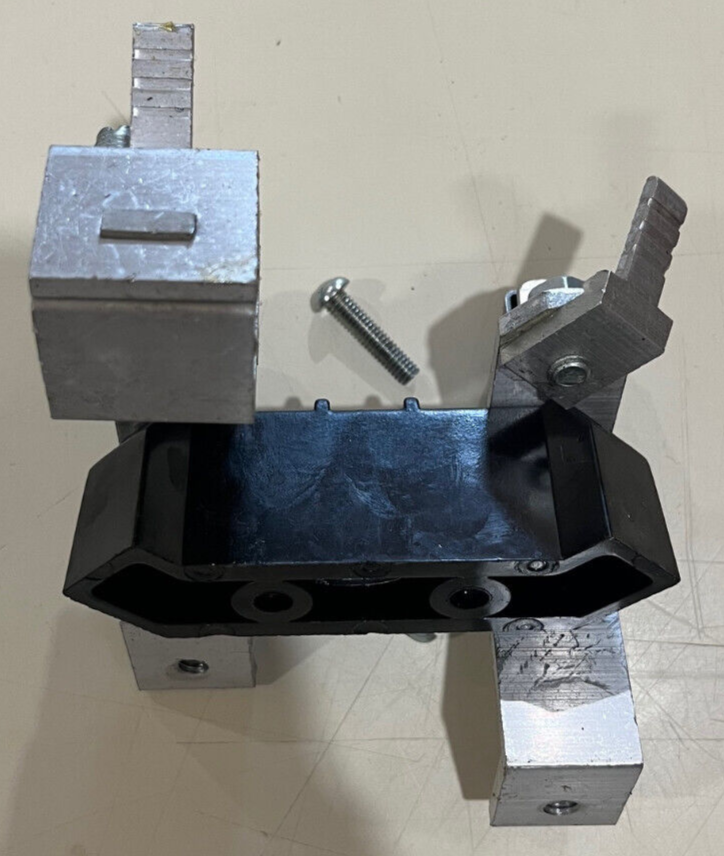 Milbank Meter Jaw, 200 Amp, Meter Socket Replacement