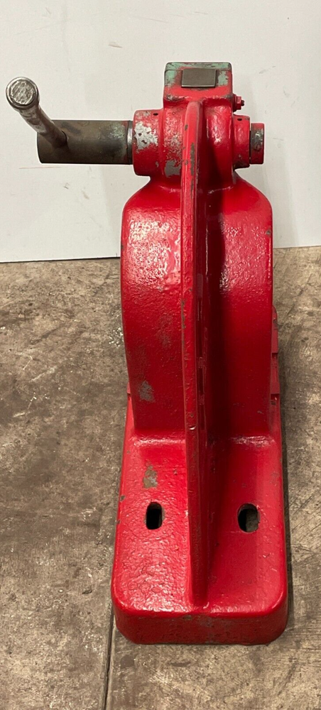 FAMCO 2 TON ARBOR PRESS