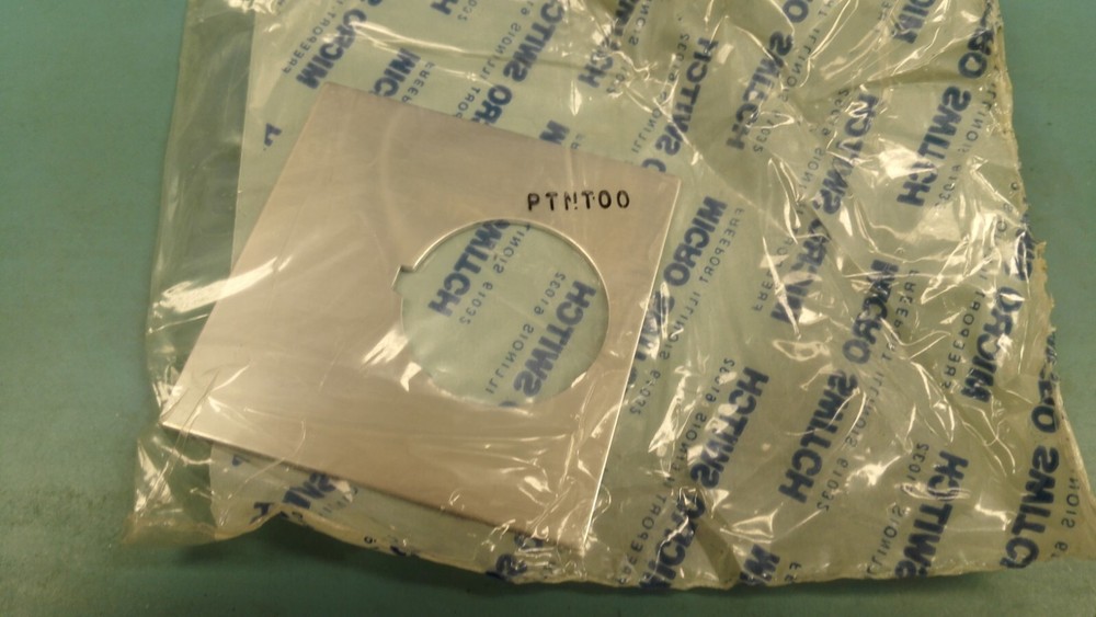 PTNTOO MICROSWITCH PTNT00 SWITCH PLATE FOR CONTROL BUTTON OR LAMP , HONEYWELL