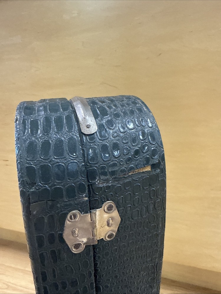 Vintage Crocodile Texture Case