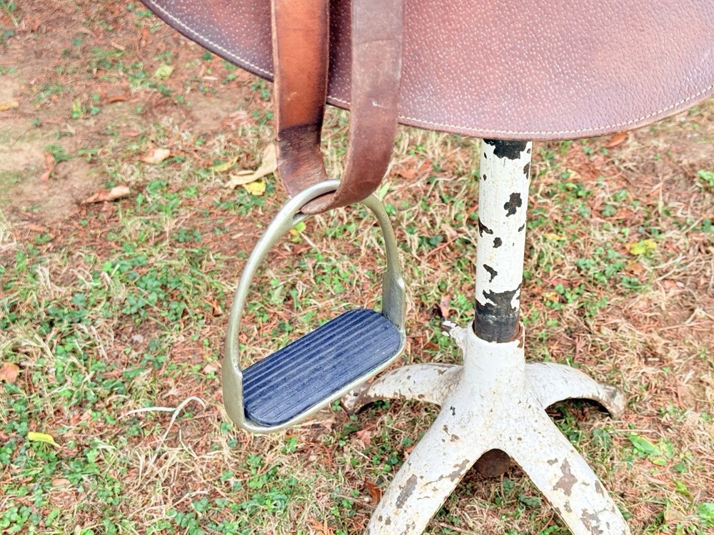 BT Crump English Saddle