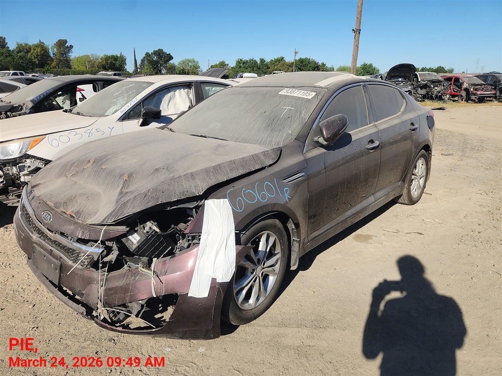 RIGHT MAROON ROCKER PANEL MOULDING OEM 2012 KIA OPTIMAKIA