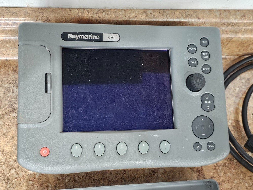 Raymarine C70 GPS Chartplotter Fishfinder Multifunction Display Pre-owned Tested