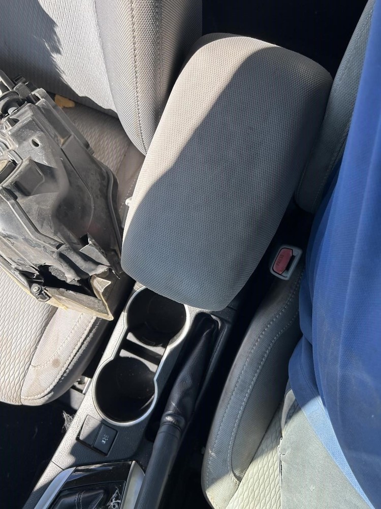 COROLLA 2016 Fuse Box Cabin 104724411