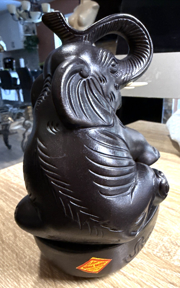 Binh Minh Ceramic Brown Dard Elephant Ashtray s12