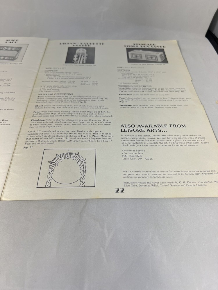 Vintage 1982 Leisure Arts Creative Projects for Plastic Canvas Pattern Book
