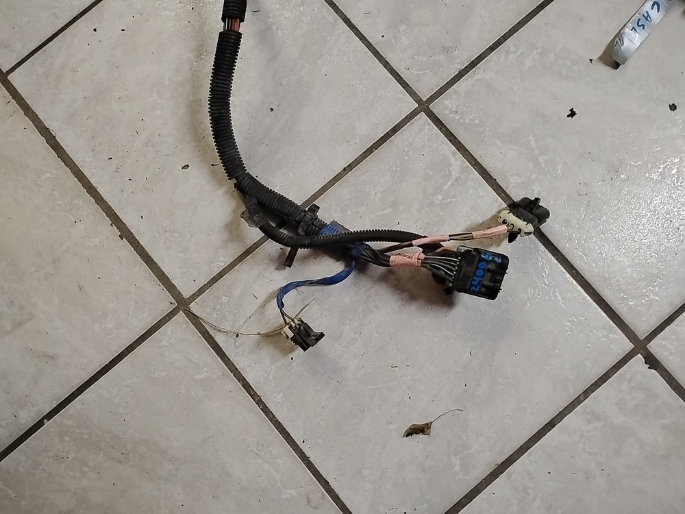 2003-2006 Chevrolet Avalanche 5.3L Automatic Transmission/Transfer Case Wire...