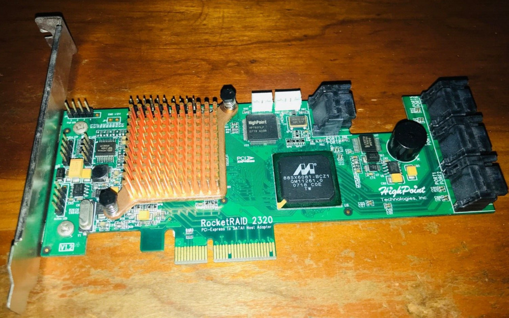 RocketRAID 2320 HighPoint PCI-Express to SATAII Host Adapter