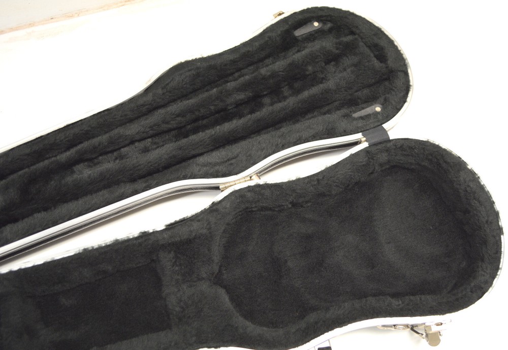 USED STRUNAL 3/4 SIZE VIOLIN CASE