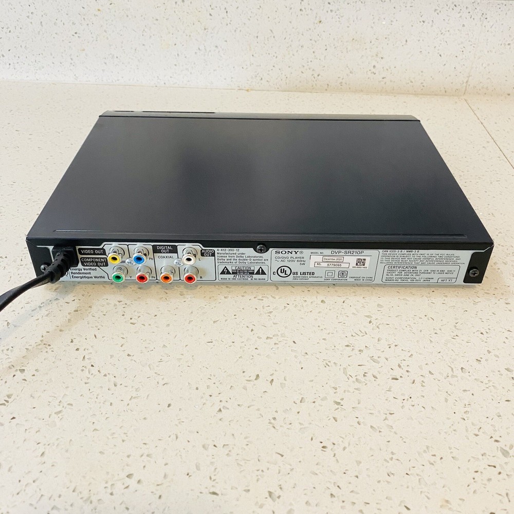 Sony Progressive Scan CD and DVD Player DVP-SR210P Excellent Condition
