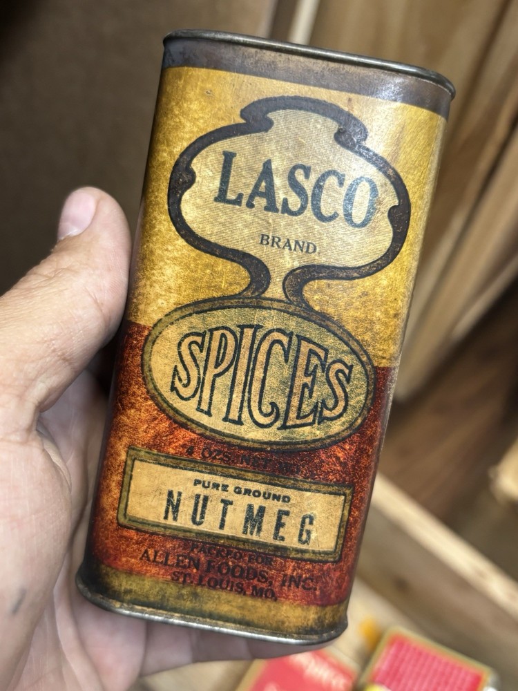 Vintage Lasco Nutmeg Tin, 4oz. size