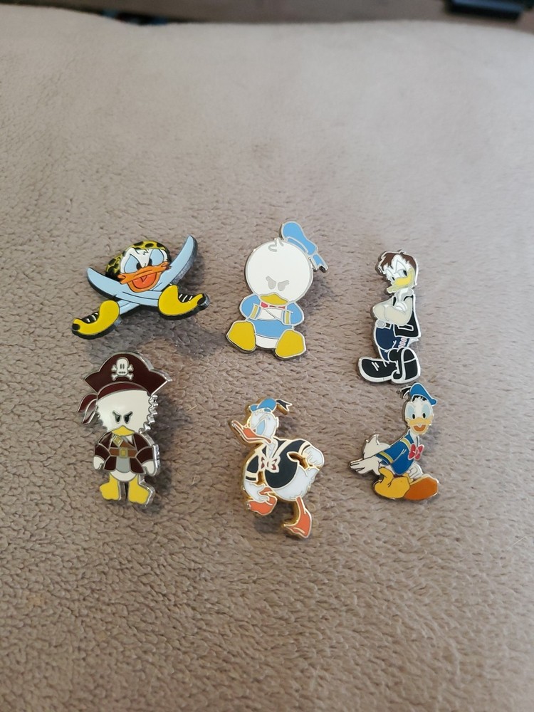 Disney pins 6 Random Donald Duck Pins